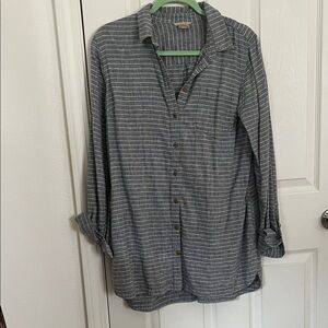 Duluth Trading Co Gray Striped Casual Shirt